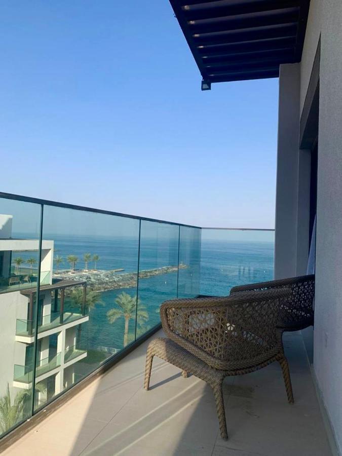 Ocean Mountain View Apartment At The Address Fudschaira Exterior foto