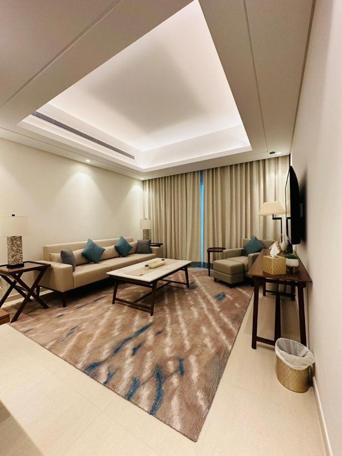 Ocean Mountain View Apartment At The Address Fudschaira Exterior foto